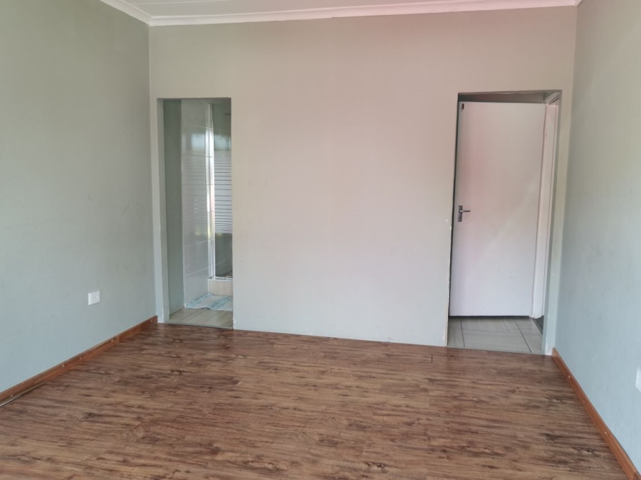 To Let 3 Bedroom Property for Rent in Sherwood Eastern Cape
